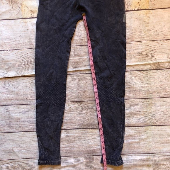 Avocado Leggings 🎉 - Picture 6 of 14